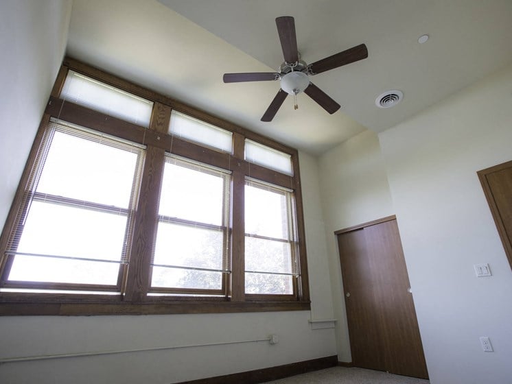 Bedroom Windows & Ceiling Fan